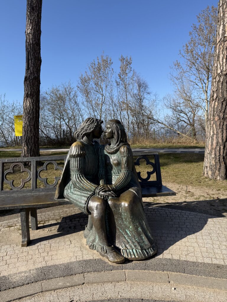 Romeo und Julia Statue in rewal